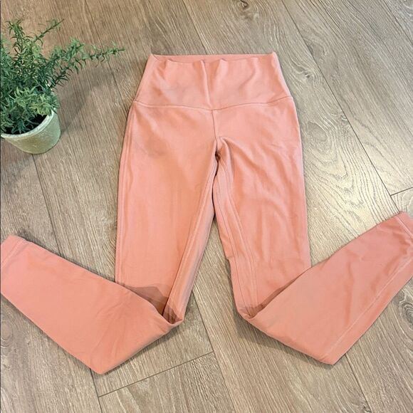 LULULEMON PEACHY PINK COLD WEATHER ALIGN LEGGINGS SIZE 4 EUC - Picture 3 of 5
